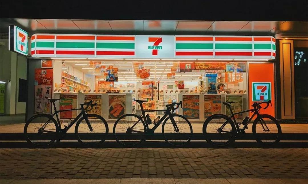 7-11如何成为全球最赚钱的连锁便利店？创始人亲述顾客心理洞察术！